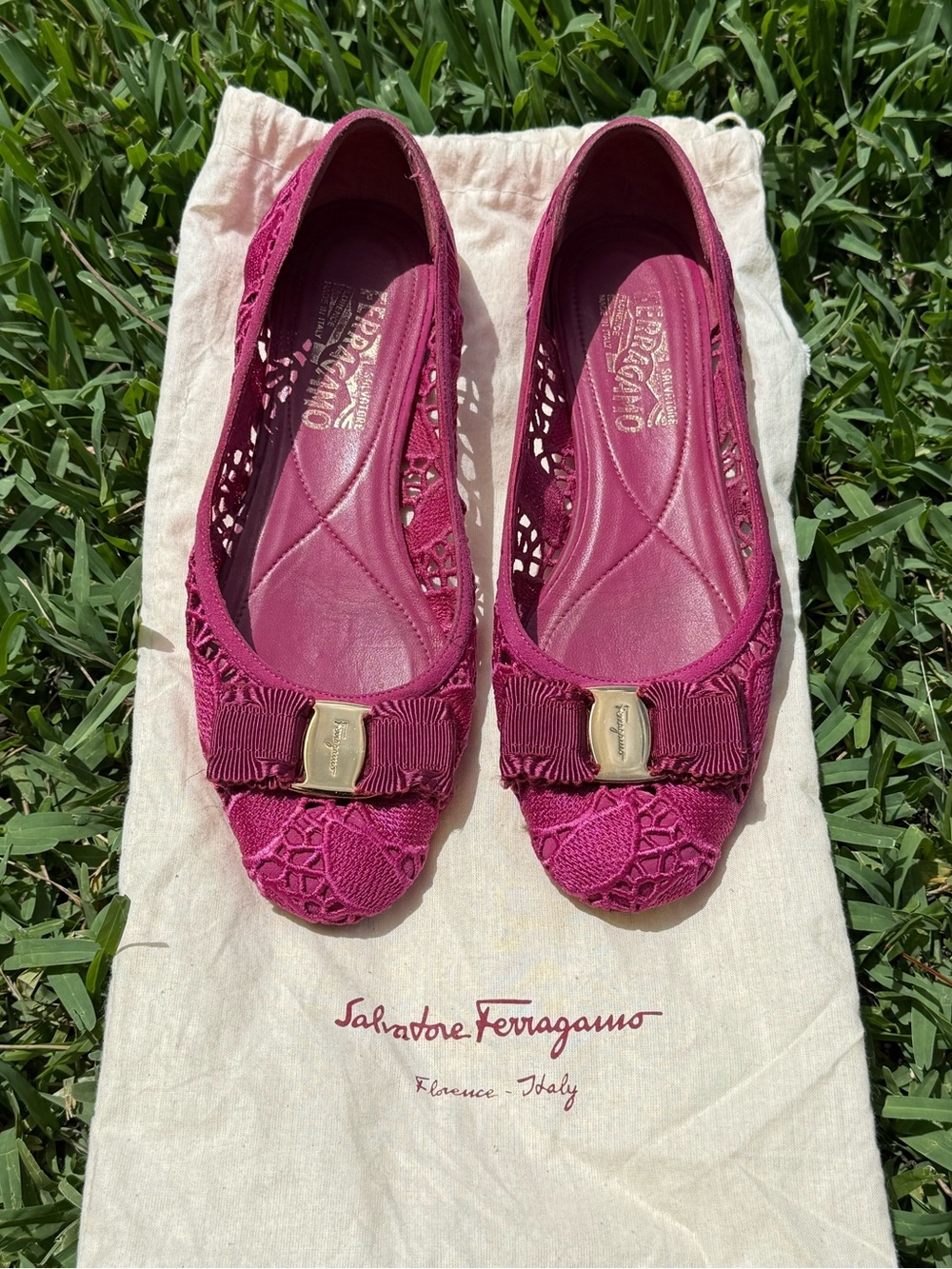 Salvatore Ferragamo Raspberry Lace Vara Bow Flats
